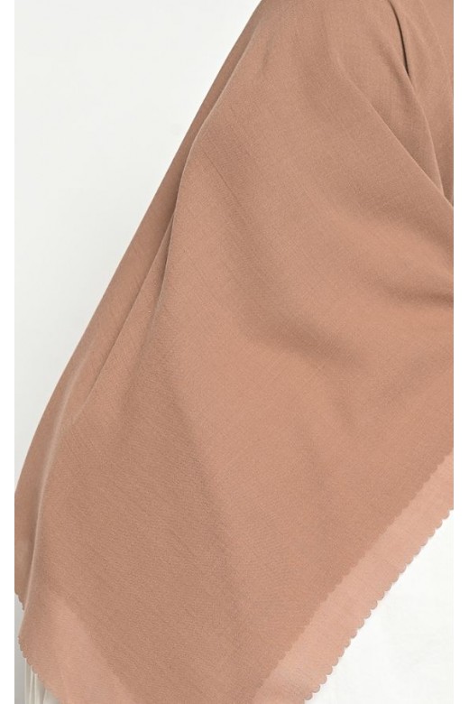 Hijab Segi 4 Voal Gucci Lasercut Mocca
